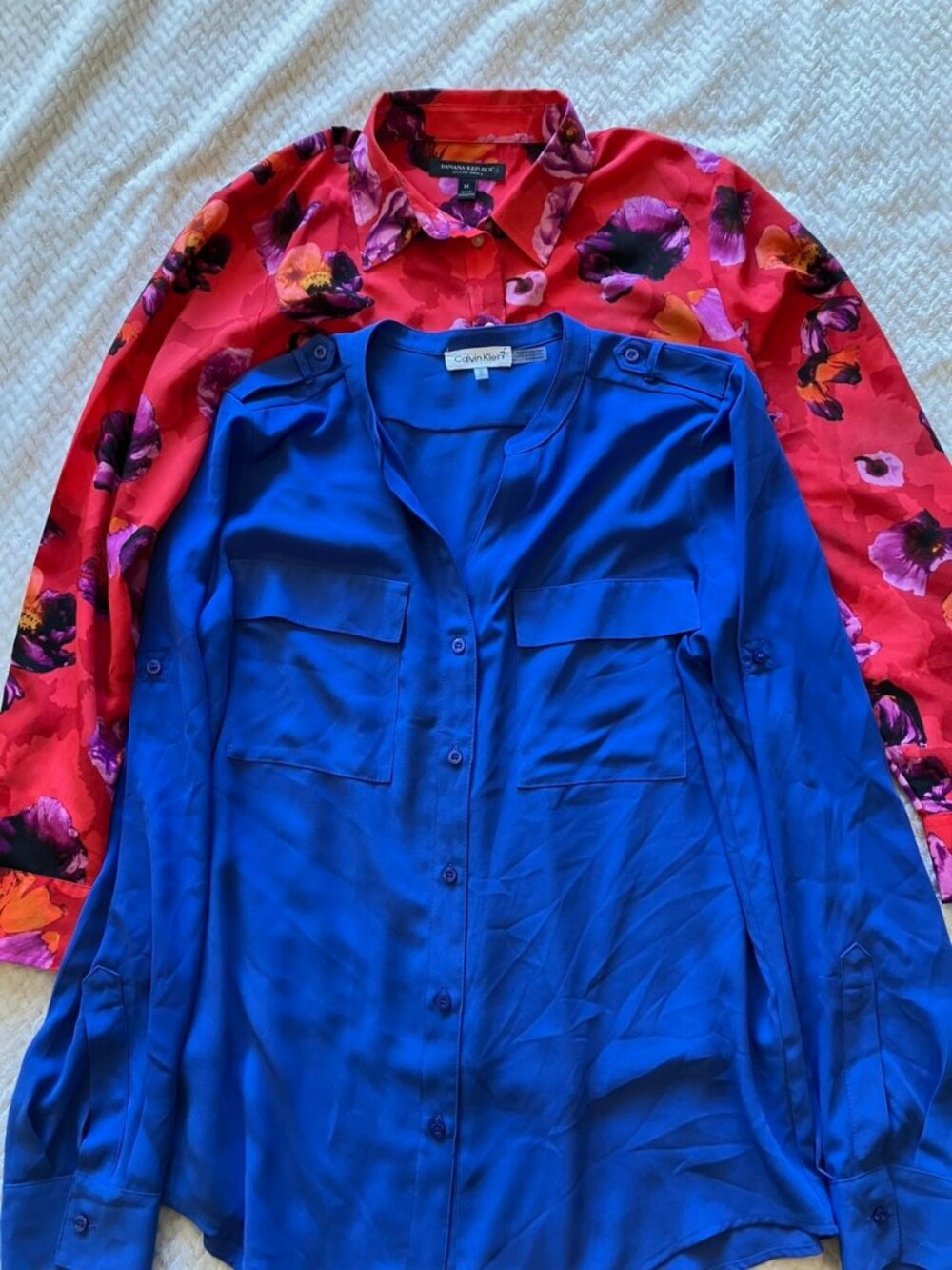 Calvin Klein + Banana Republic Dillon Blouse Bundle Women’s M Button Floral Blue